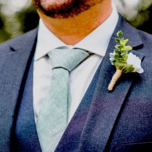 David’s Bridal Dusty Sage Ties x4 and Kids Bow tie x1